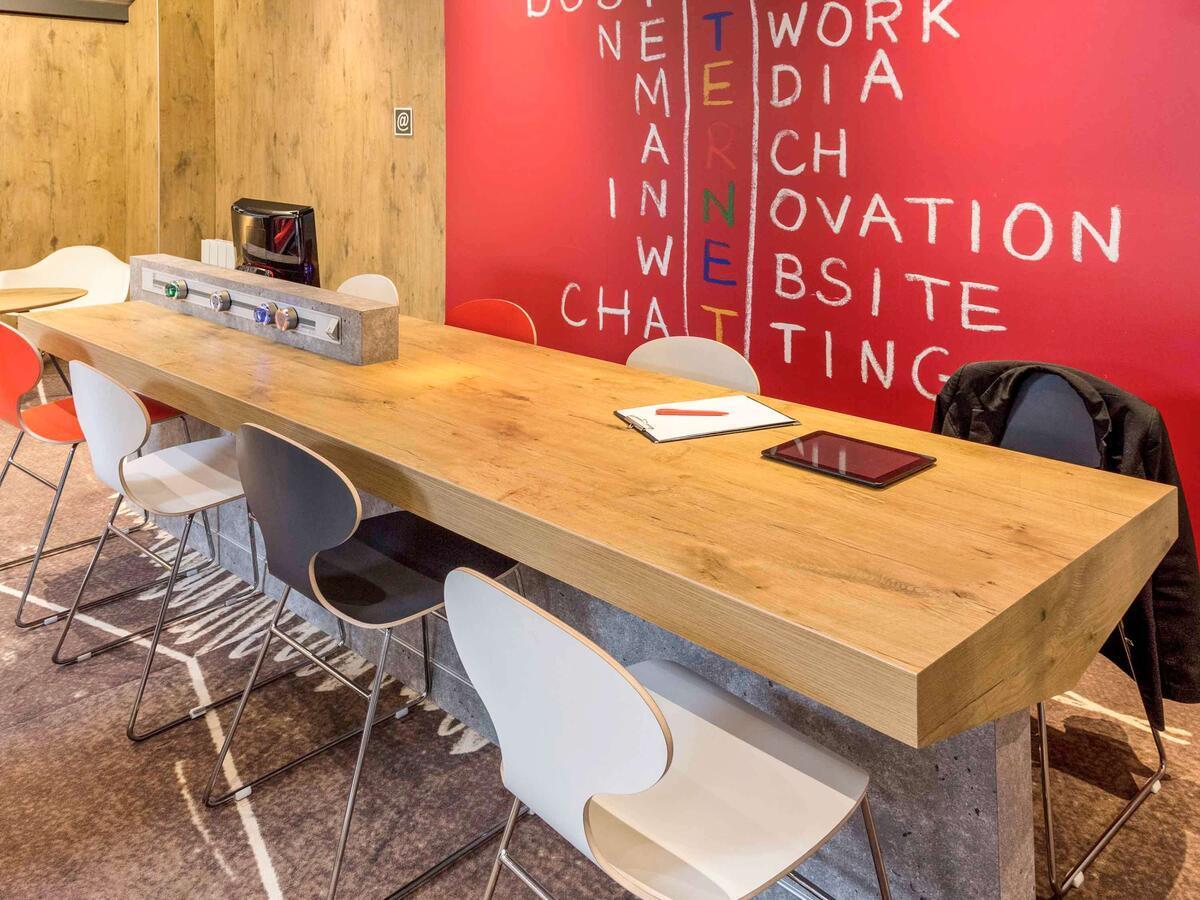 Ibis Saint Dizier Hotell Eksteriør bilde